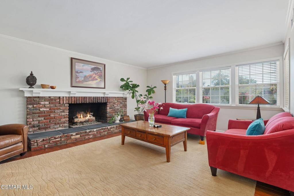 Thousand Oaks, CA 91362,1618 Jersey PL