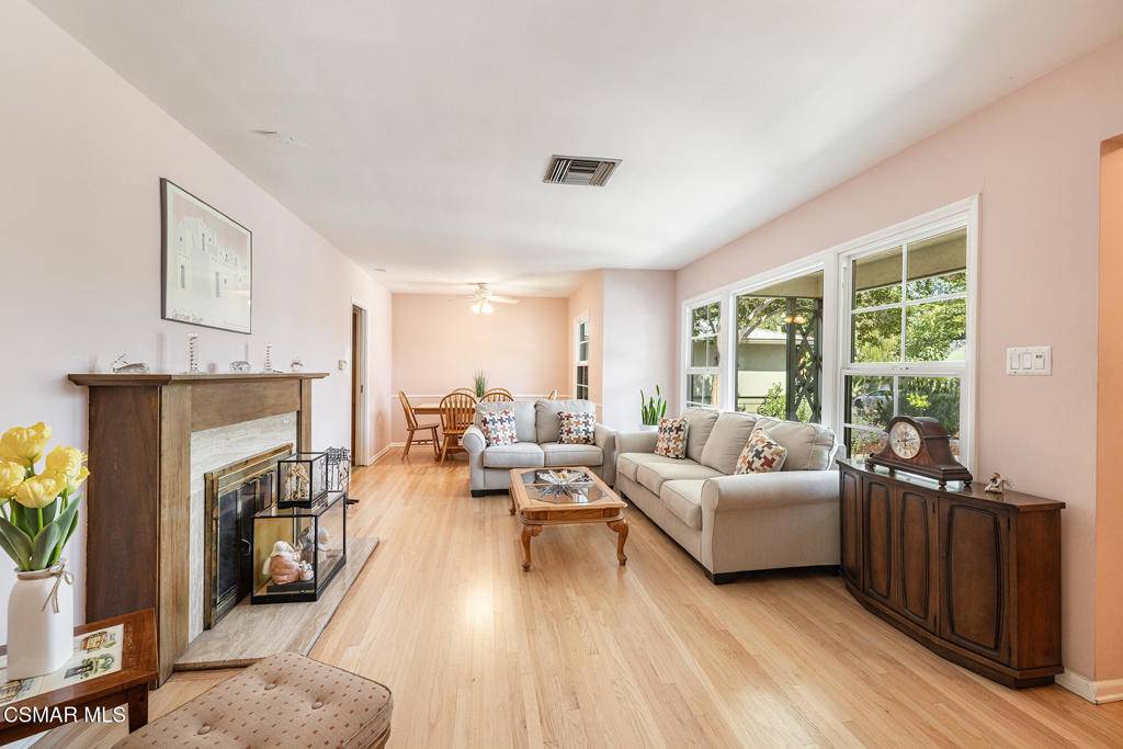 Van Nuys, CA 91406,16431 Gilmore ST