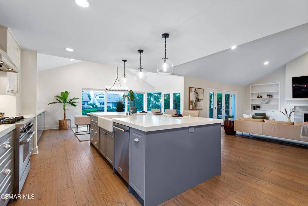 Westlake Village, CA 91361,3811 Bowsprit CIR