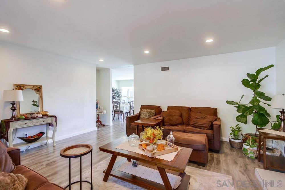 San Diego, CA 92129,14653 Penasquitos Dr