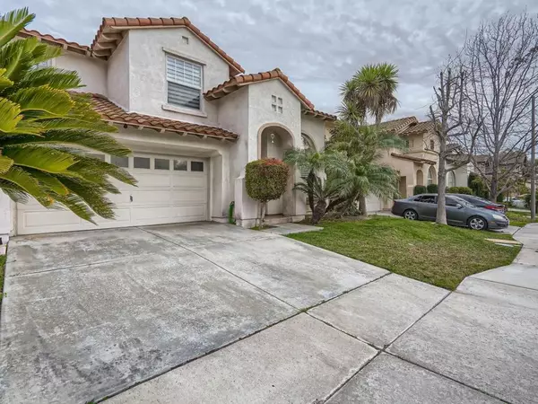 Chula Vista, CA 91914,749 Whispering Trails Dr