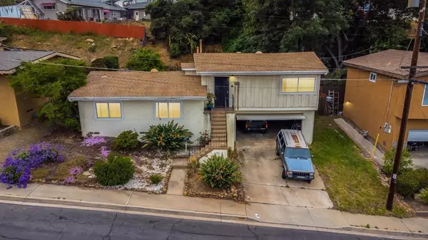 4010 Apore St, La Mesa, CA 91941