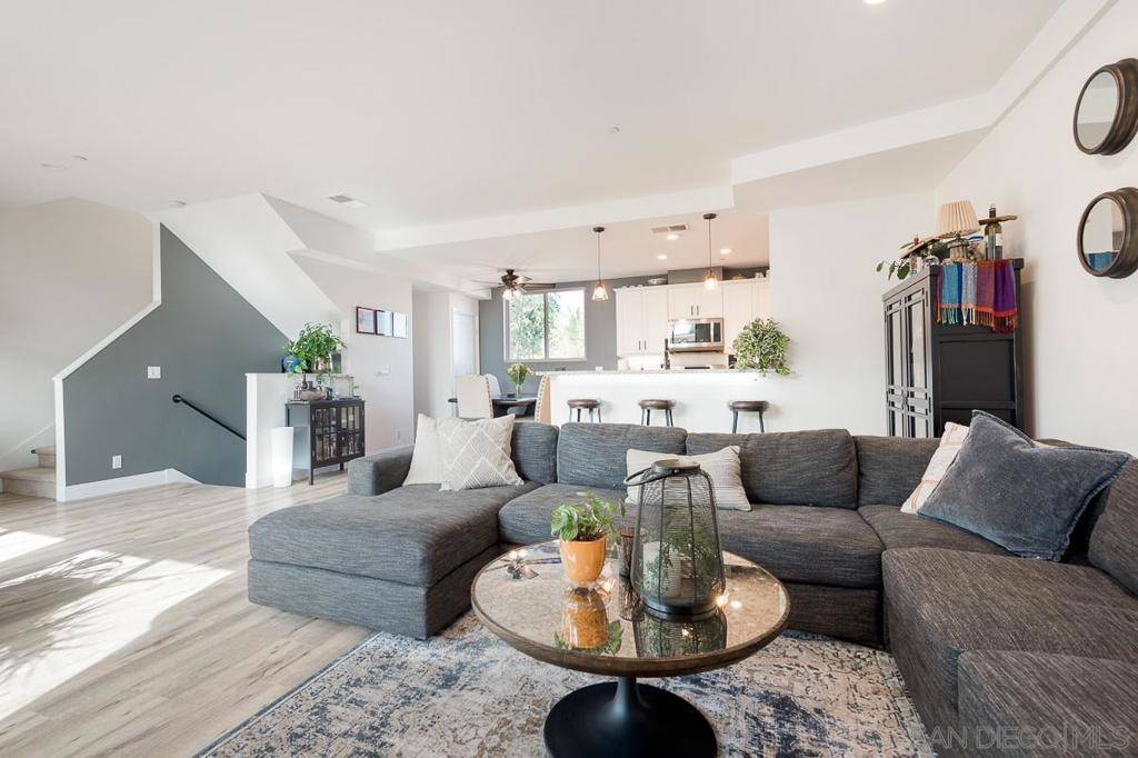 1367 Felspar St, Pacific Beach (san Diego), CA 92109