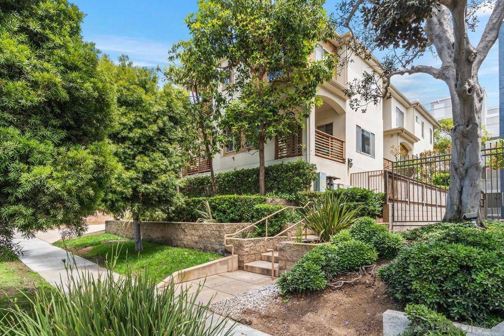 San Diego, CA 92109,1353 La Palma St