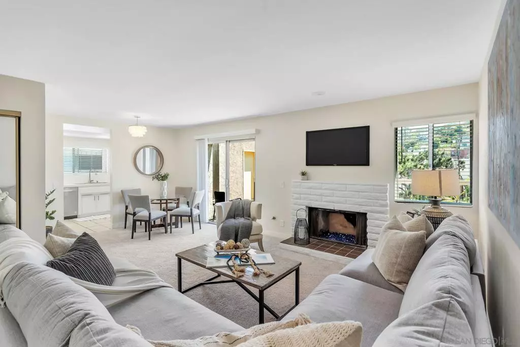 La Jolla, CA 92037,7434 Herschel Avenue #8