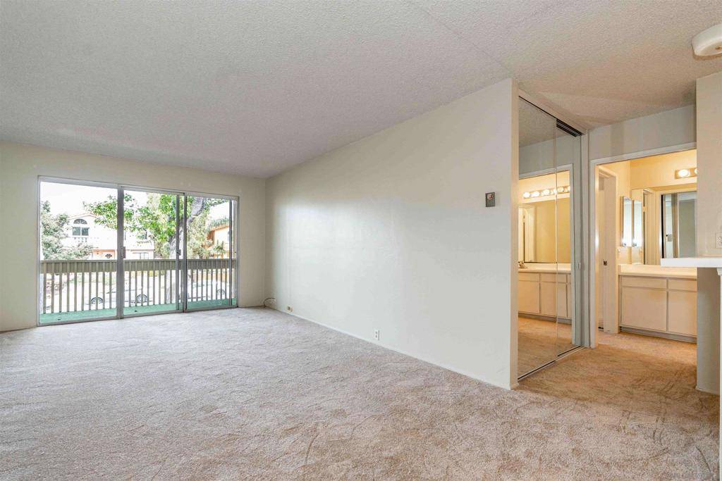 San Diego, CA 92109,1885 Diamond St #224