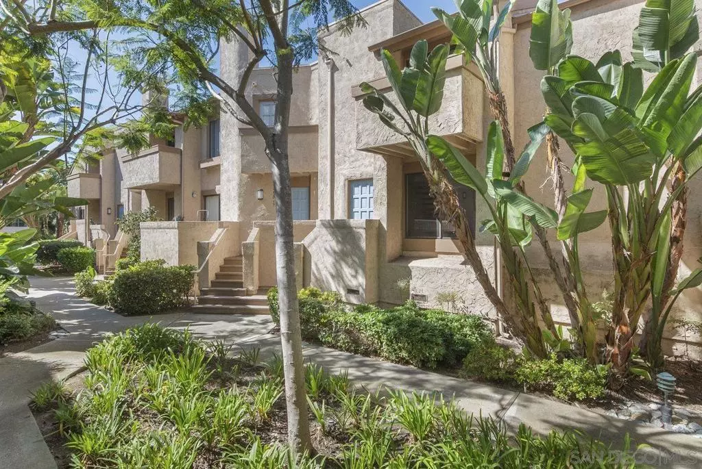 La Jolla, CA 92037,3290 Via Marin #56