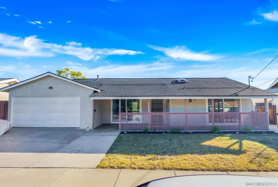 9731 Abbeyfield Rd, Santee, CA 92071