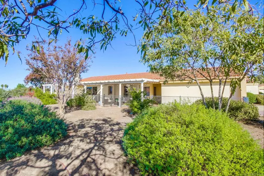 13434 The Square, Poway, CA 92064