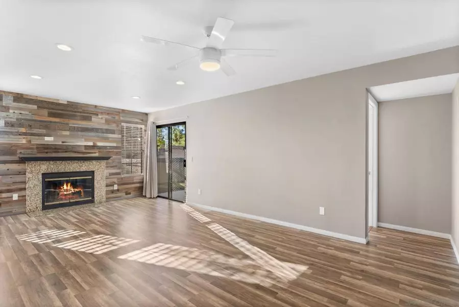 14942 Avenida Venusto #99, San Diego, CA 92128