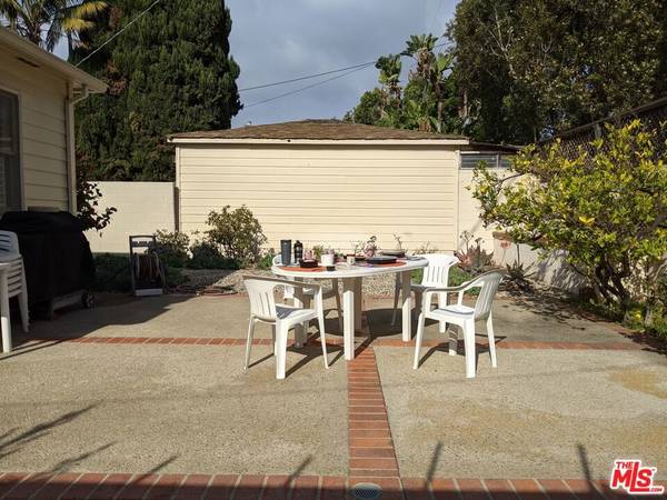 Pacific Palisades, CA 90272,906 Fiske ST