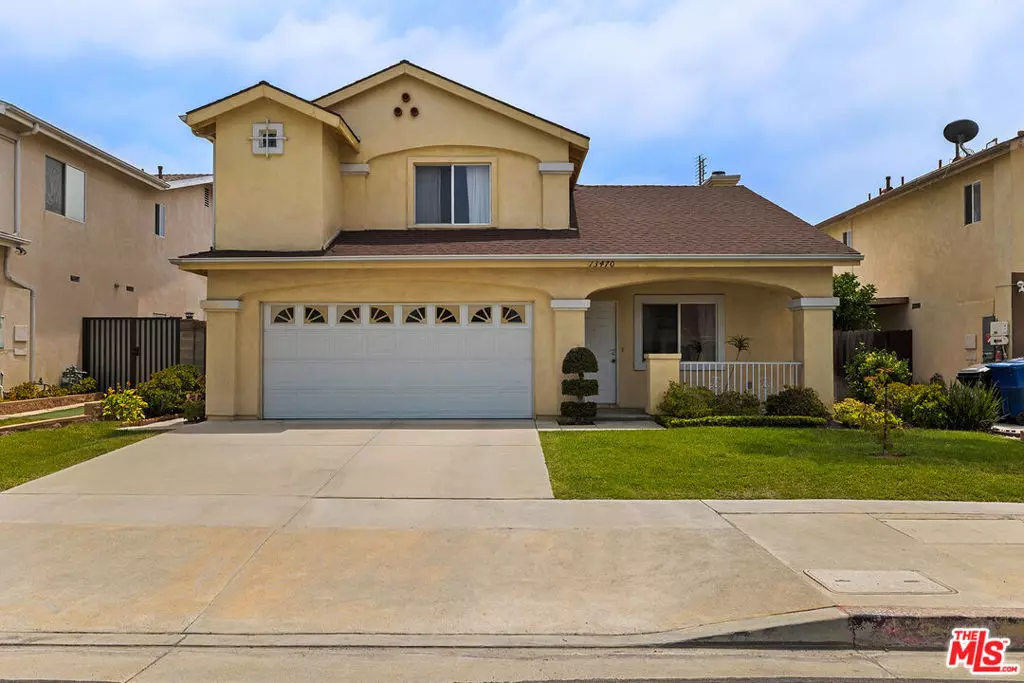 Panorama City, CA 91402,13470 Crowley ST