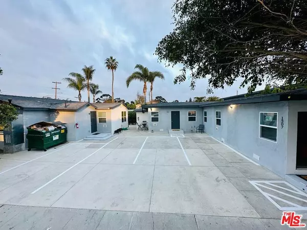 Oceanside, CA 92054,1307 Division ST