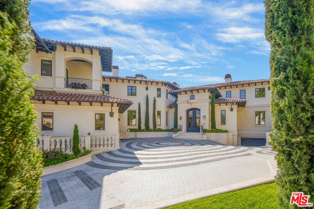 Luxury Living at its Finest: 1940 Bel Air Road,Herb Rim