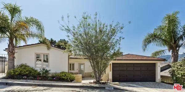 Pacific Palisades, CA 90272,17900 Vicino WAY