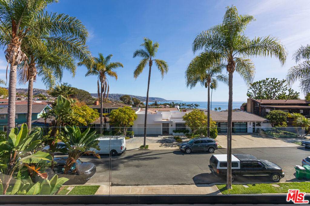 Laguna Beach, CA 92651,135 Crescent Bay DR