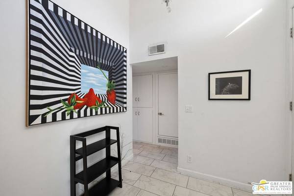 Palm Springs, CA 92264,415 E Avenida Granada