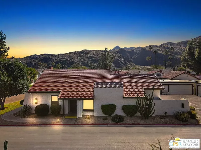 2353 E Miramonte CIR #F, Palm Springs, CA 92264