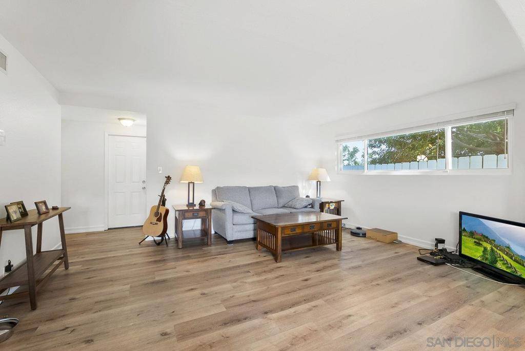 San Diego, CA 92111,2340 Gatling Ct