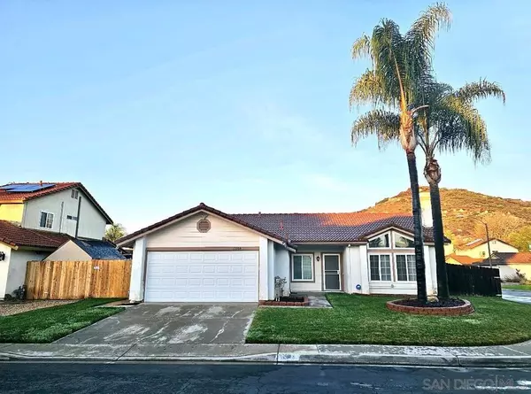 10354 Paseo Palmas Drive, Lakeside, CA 92040