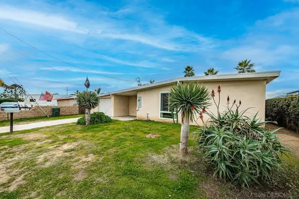 841 Holly Ave, Imperial Beach, CA 91932