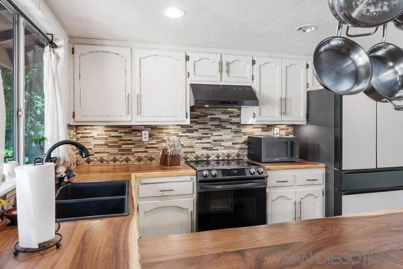 El Cajon, CA 92021,14578 Rios Canyon Rd