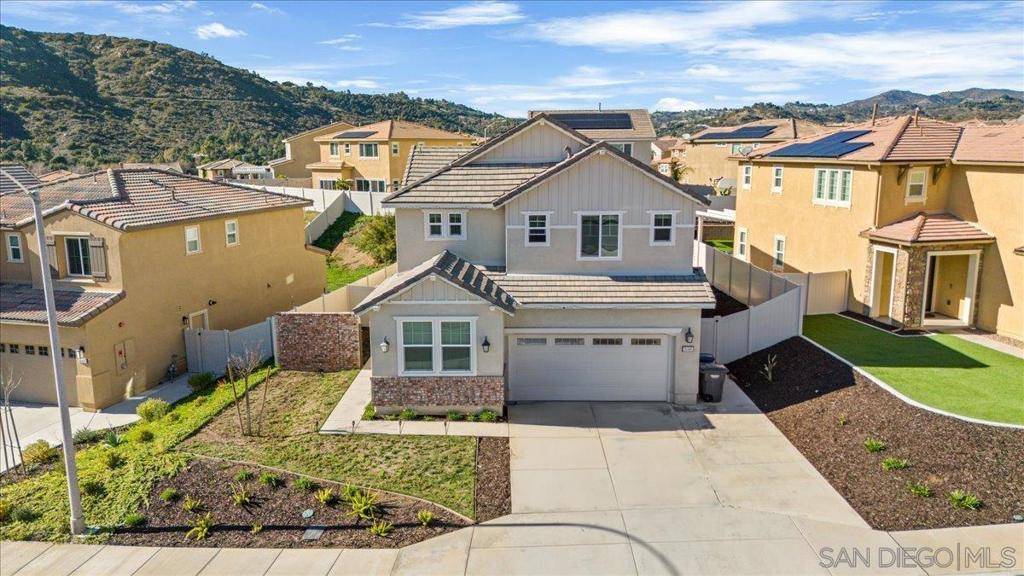 Fallbrook, CA 92028,35445 Asturian Way