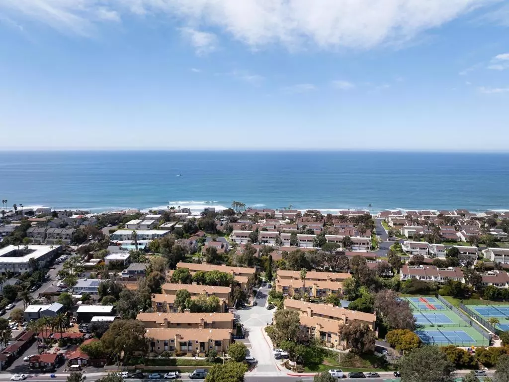 Encinitas, CA 92024,1680 N Coast Highway 101 #51