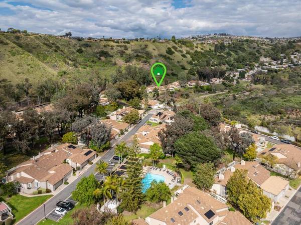 5727 Adobe Falls #C, San Diego, CA 92120