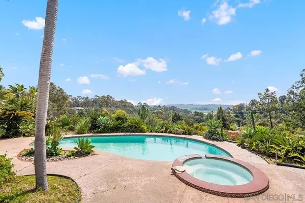 Rancho Santa Fe, CA 92091,15216 El Camino Real