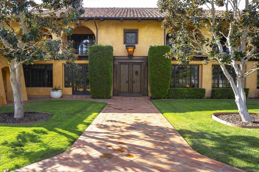 Rancho Santa Fe, CA 92067,18220 Via de Fortuna