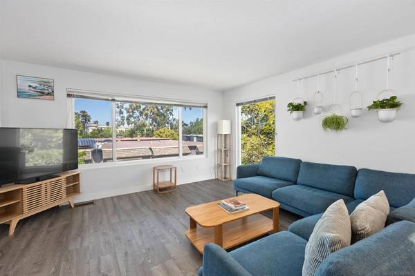 6324 Caminito Luisito, San Diego, CA 92111