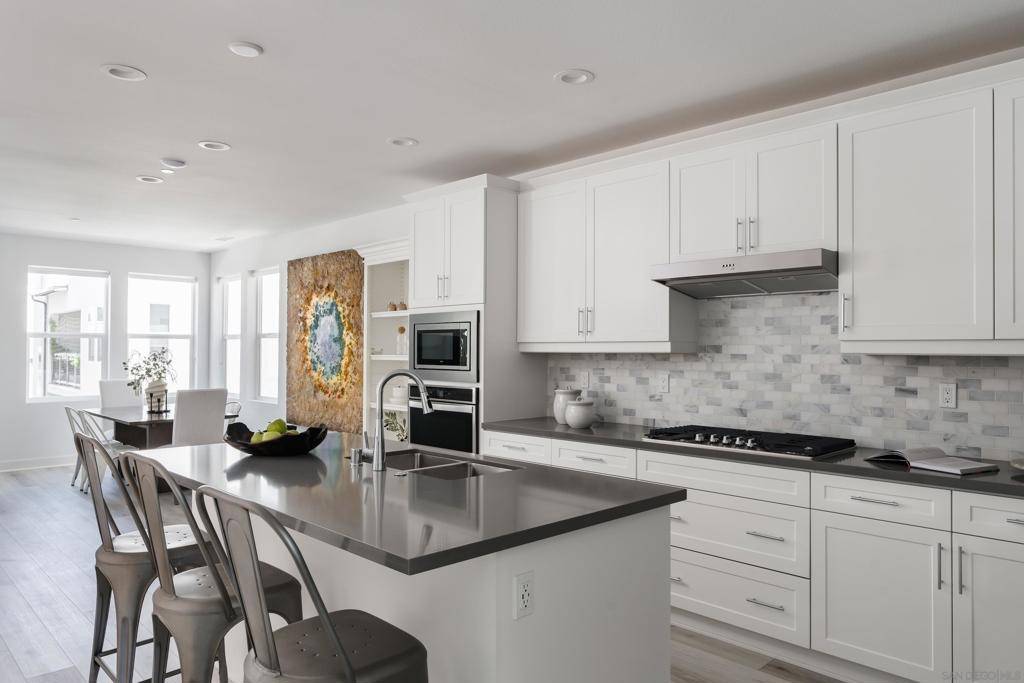8011 Rubicon Way, San Diego, CA 92126