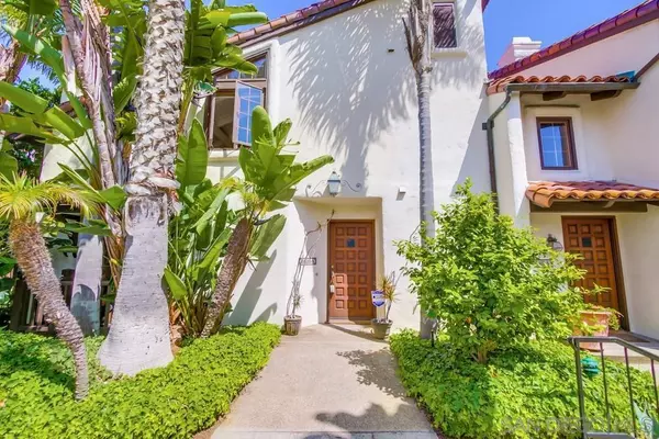 La Jolla, CA 92037,8638 Villa La Jolla Dr #6