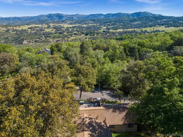 Julian, CA 92036,2943 Detrick Way