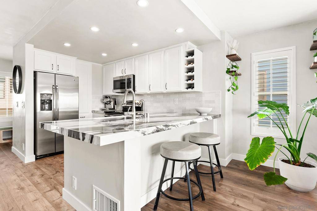 3707 Balboa Terrace #A, San Diego, CA 92117