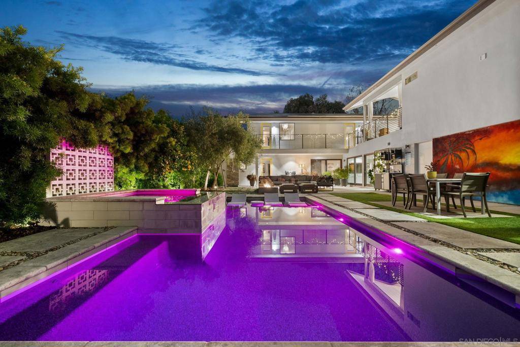 San Diego, CA 92116,953 Golden Gate Drive