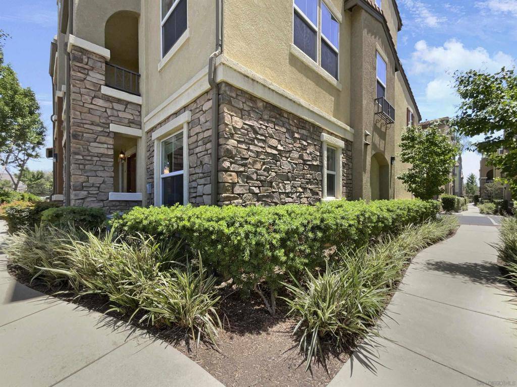 Santee, CA 92071,10236 Brightwood Ln #6