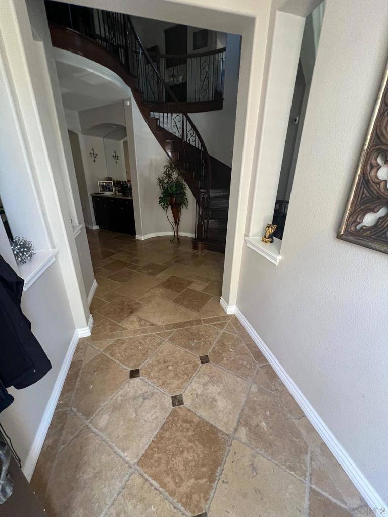 Chula Vista, CA 91914,832 Shadow Ridge Pl