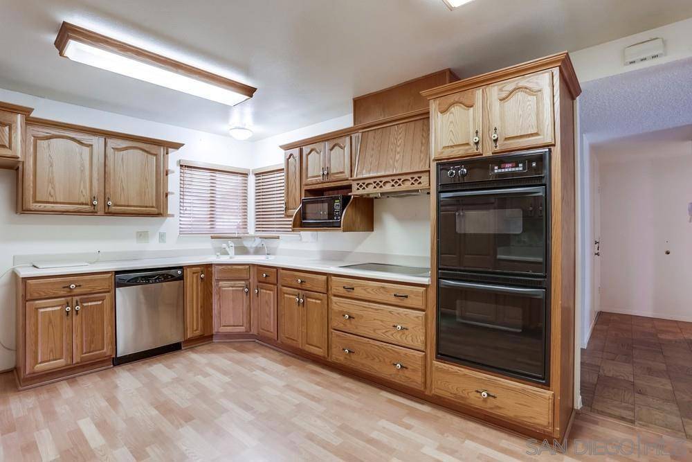 Oceanside, CA 92054,2848 Todd Street