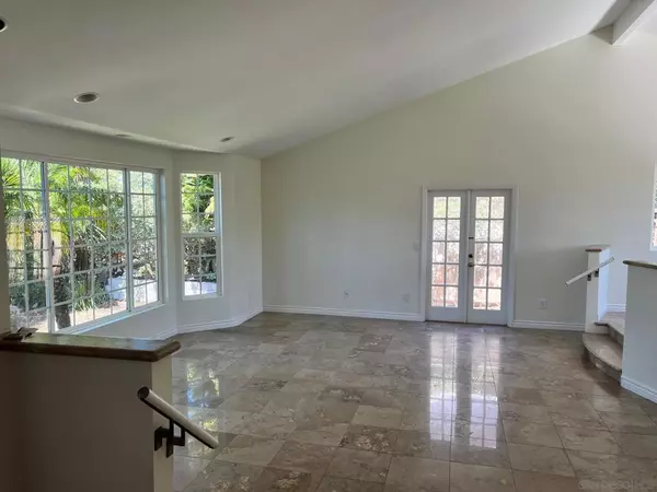 Del Mar, CA 92014,14249 Mango Drive