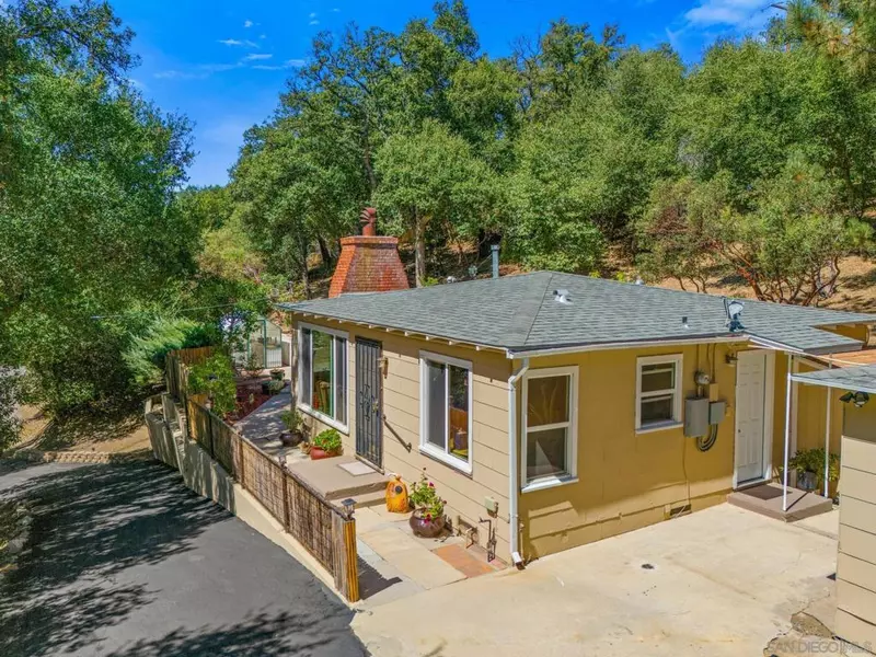 1332 Canyon Dr., Julian, CA 92036