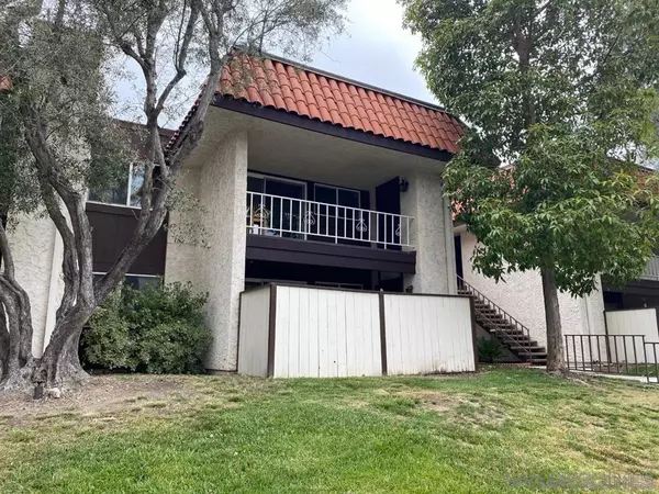 6878 Navajo Rd #6, San Diego, CA 92119