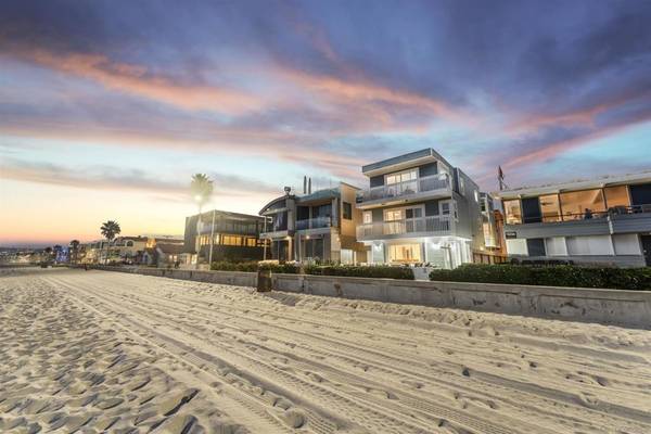 San Diego, CA 92109,3463 Ocean Front Walk