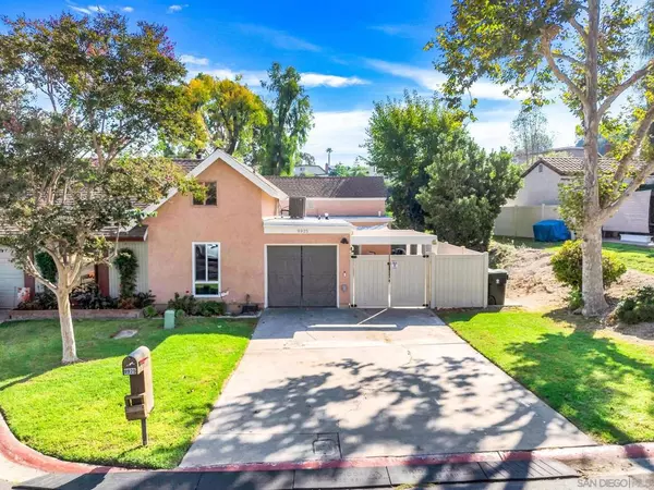 Spring Valley, CA 91977,9925 Rockgate Way