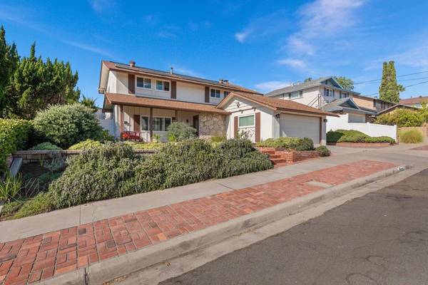 7022 Regner Rd, San Diego, CA 92119