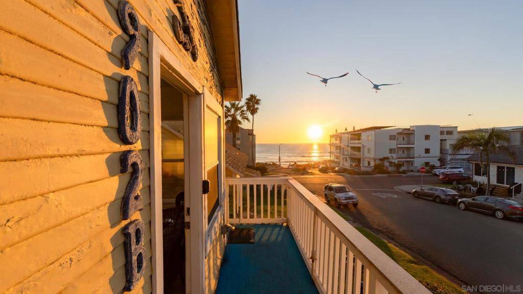 Oceanside, CA 92054,902 S Pacific St