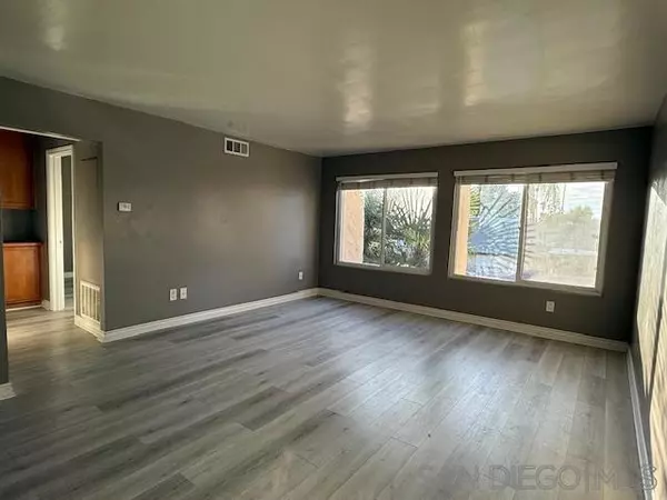 El Cajon, CA 92021,1386 E Madison Ave #19