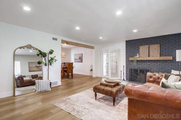 San Diego, CA 92120,6238 Lambda Dr