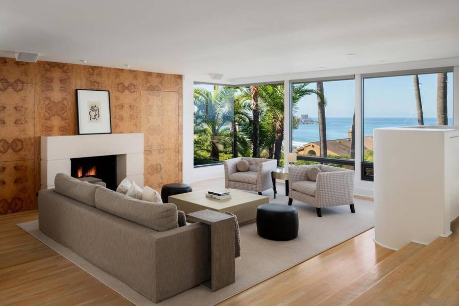 8633 Ruette Monte Carlo, La Jolla, CA 92037